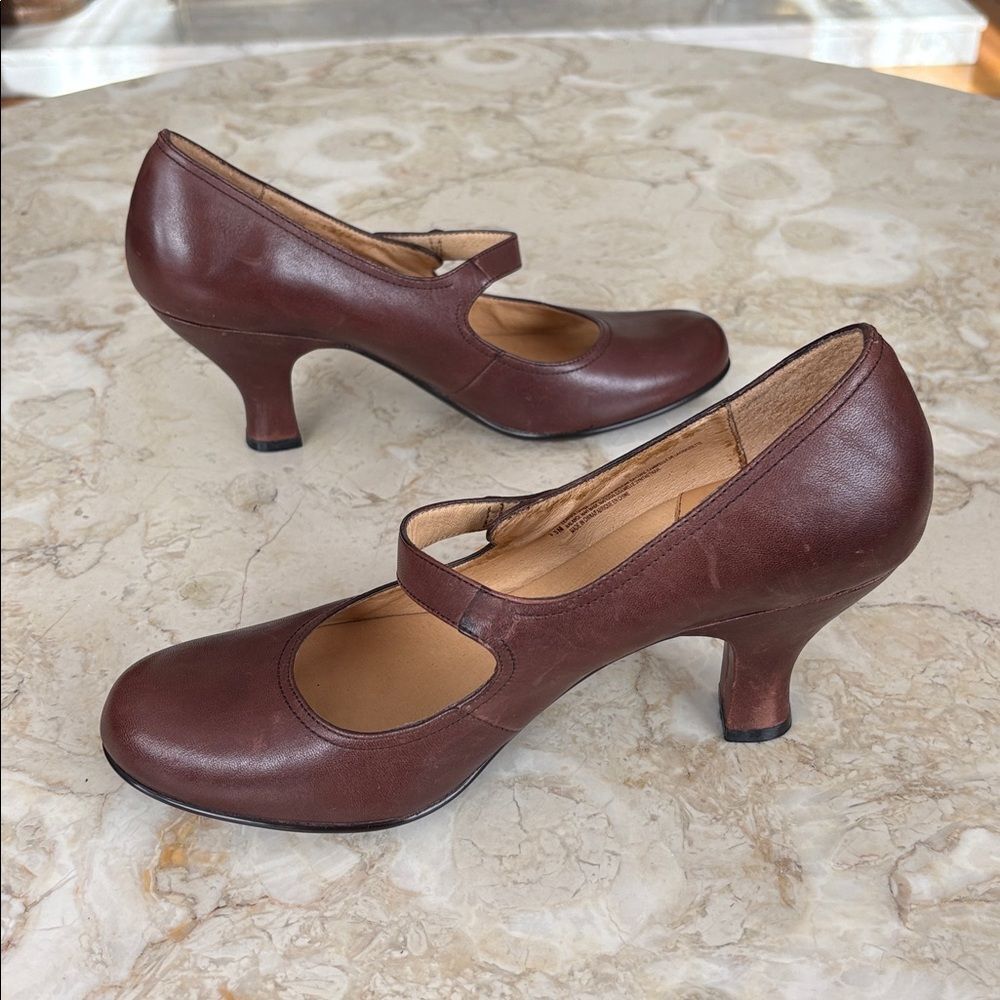 Sofft Leslie Mary Jane Leather Pumps Heels - Picture 5 of 8